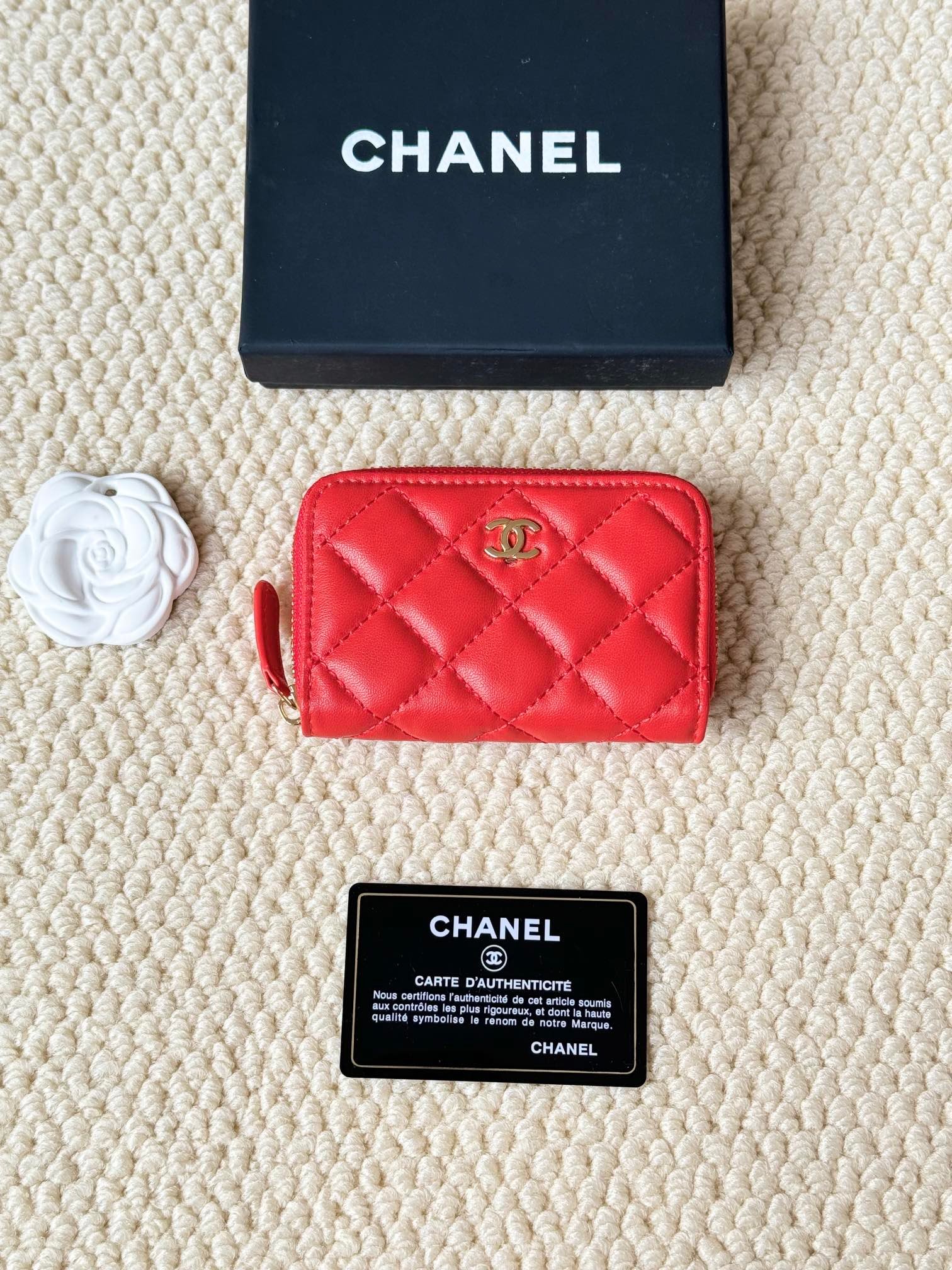 chanel lambskin series card holder & coin purse chanel lambskin series card holder & coin purse