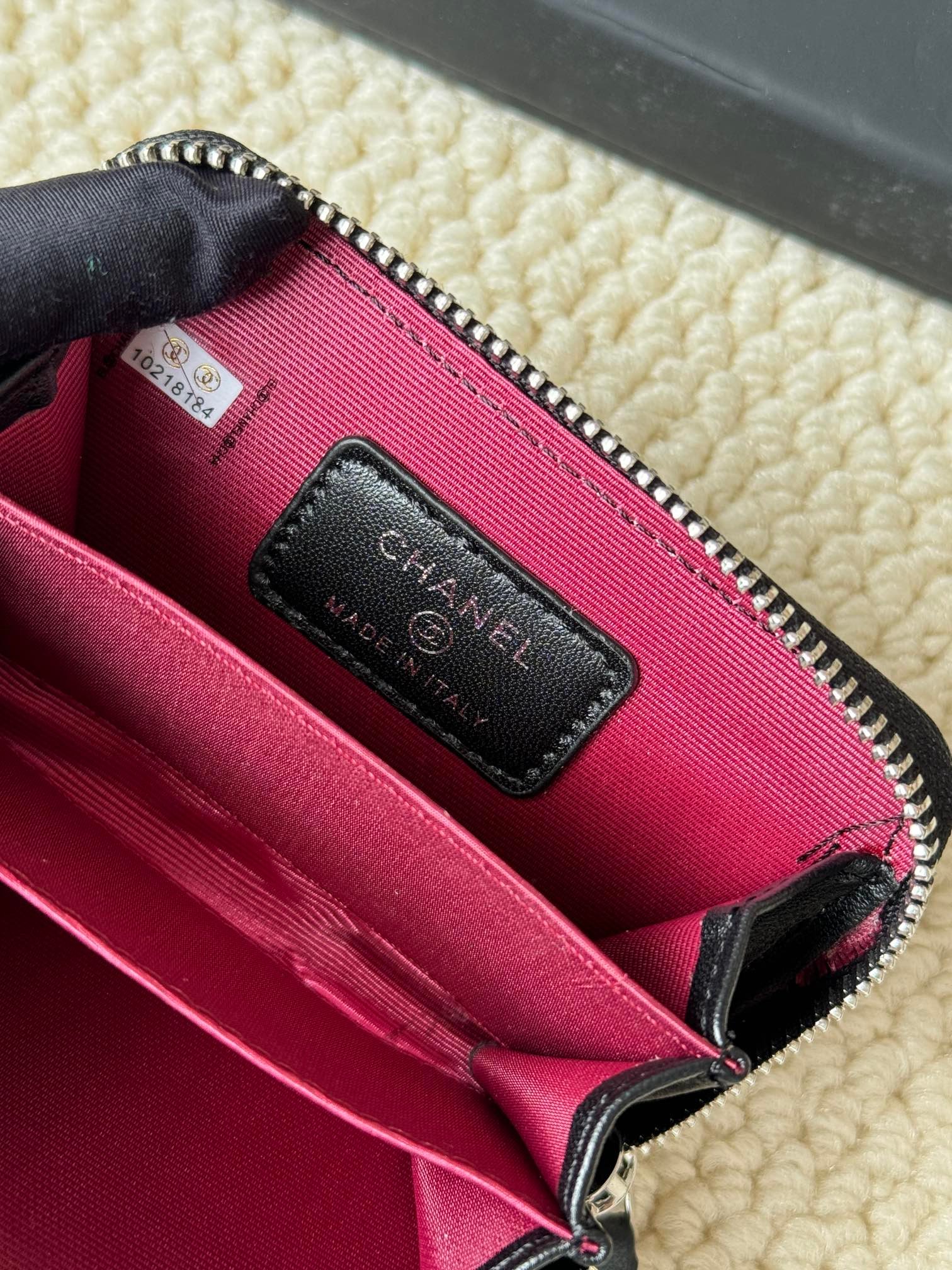 chanel lambskin series card holder & coin purse chanel lambskin series card holder & coin purse
