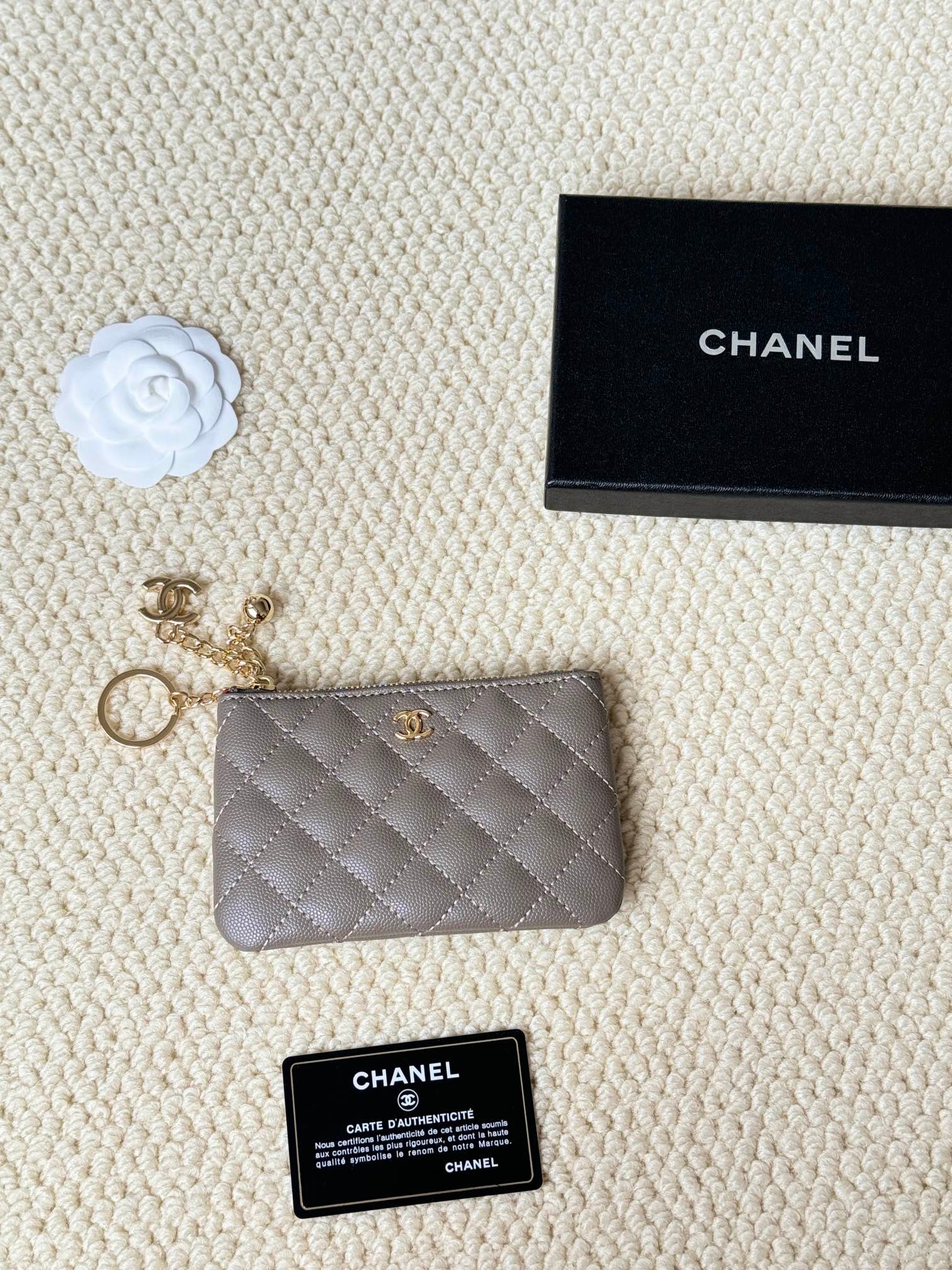 chanel caviar cowhide pendant coin purse 9.5×15×0.5cm chanel caviar cowhide pendant coin purse 9.5×15×0.5cm