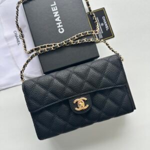 chanel chain crossbody bag (shoulder & crossbody style) 19x12.5x4.5cm