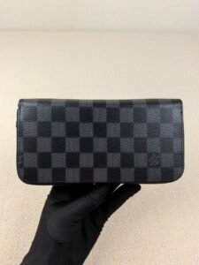 lv wallet