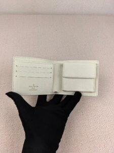 lv wallet