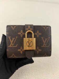 lv wallet