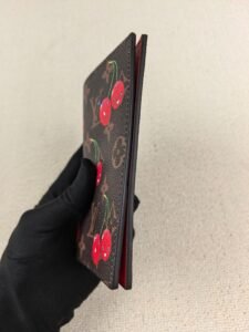 lv wallet