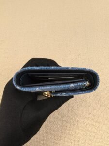 lv wallet