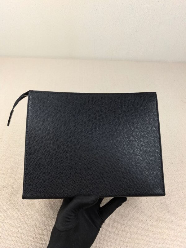 lv wash bag 26*20*5cm