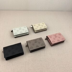 lv wallet 12 x 9 x 3.5cm