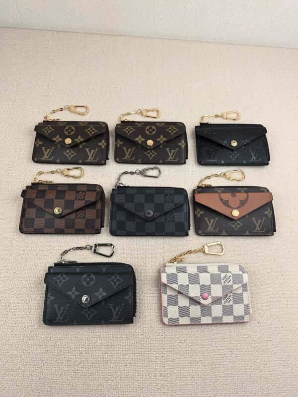 lv card holder