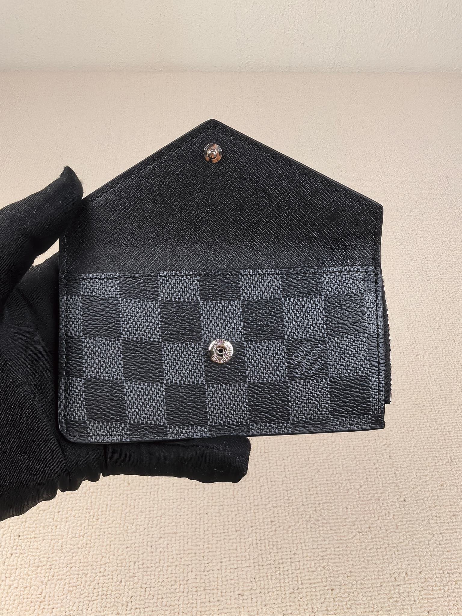 lv card holder 13.0 x 9.5 x 2.5 cm lv card holder 13.0 x 9.5 x 2.5 cm