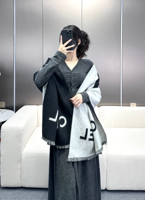 chanel scarf 70*200cm