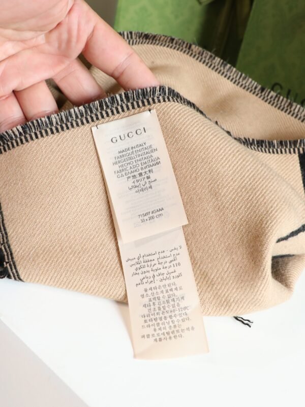 gucci scarf 33*200cm