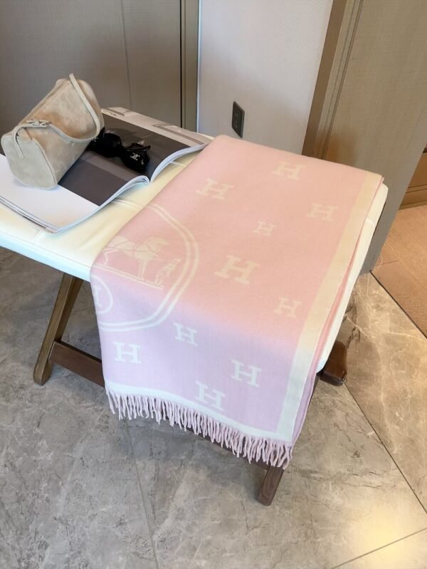 hermes scarf