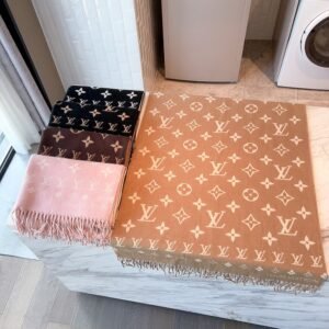 chanel scarf 60*170cm (复制)