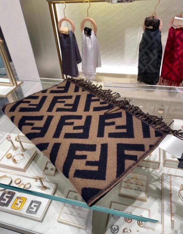 chanel scarf 195x35cm (复制)