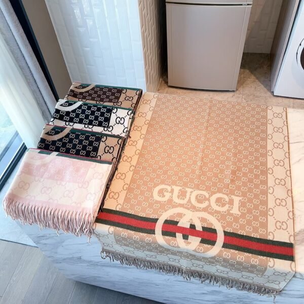 gucci scarf 60*180cm