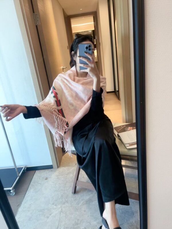 gucci scarf 60*180cm