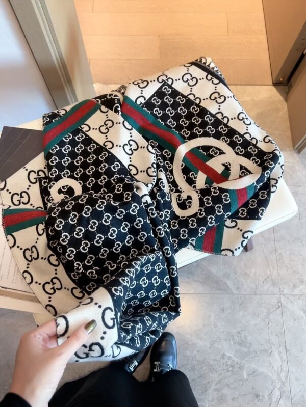 gucci scarf 60*180cm