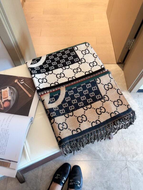 gucci scarf 60*180cm
