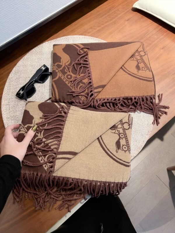 hermes scarf