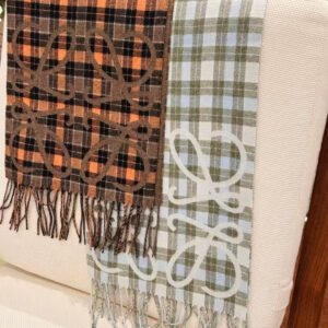 Home loewe scarf
