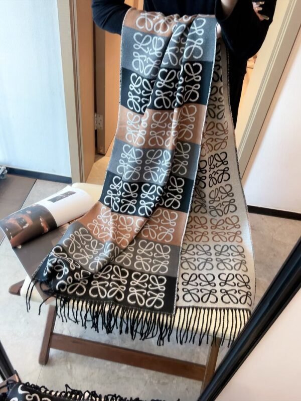 loewe scarf