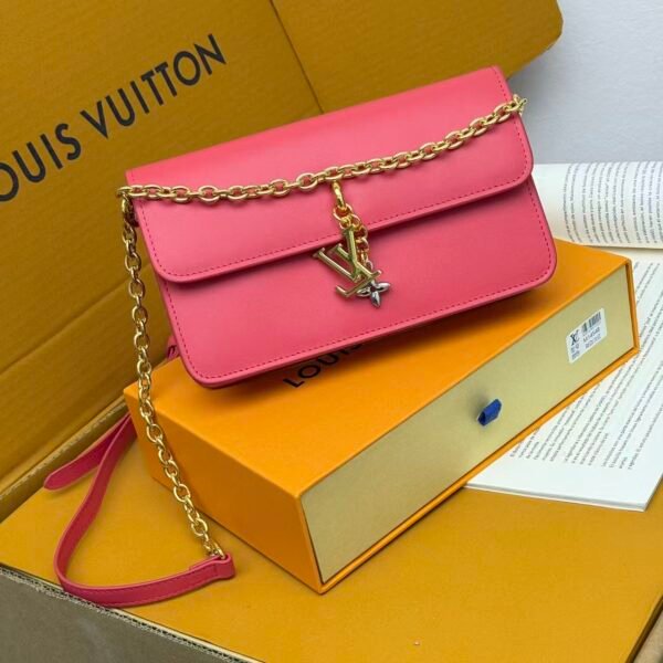 lv wallet on chain 20*4*11.5cm