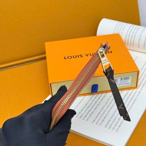 lv cardholder