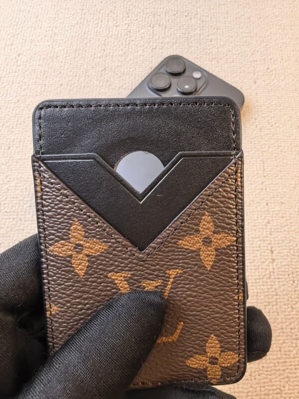 lv cardholder