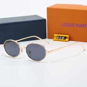 prada sunglasses (复制)